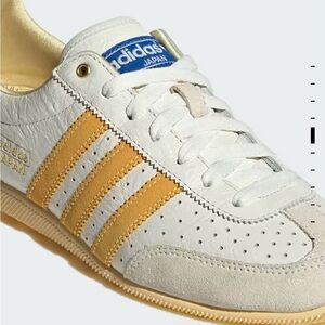 Adidas W9 M7.5 Japan Shoes NWOT